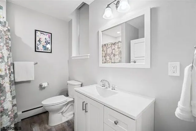 $1,800 | 21 South Little Rock Avenue, Unit 1, Ventnor City, NJ 08406