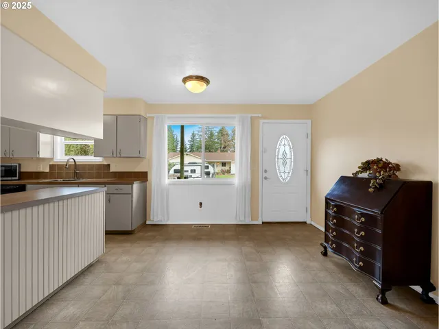 $429,000 | 1530 Southeast 10th Street, Gresham, OR 97080