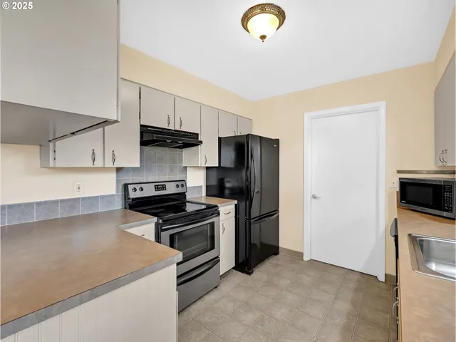 $429,000 | 1530 Southeast 10th Street, Gresham, OR 97080