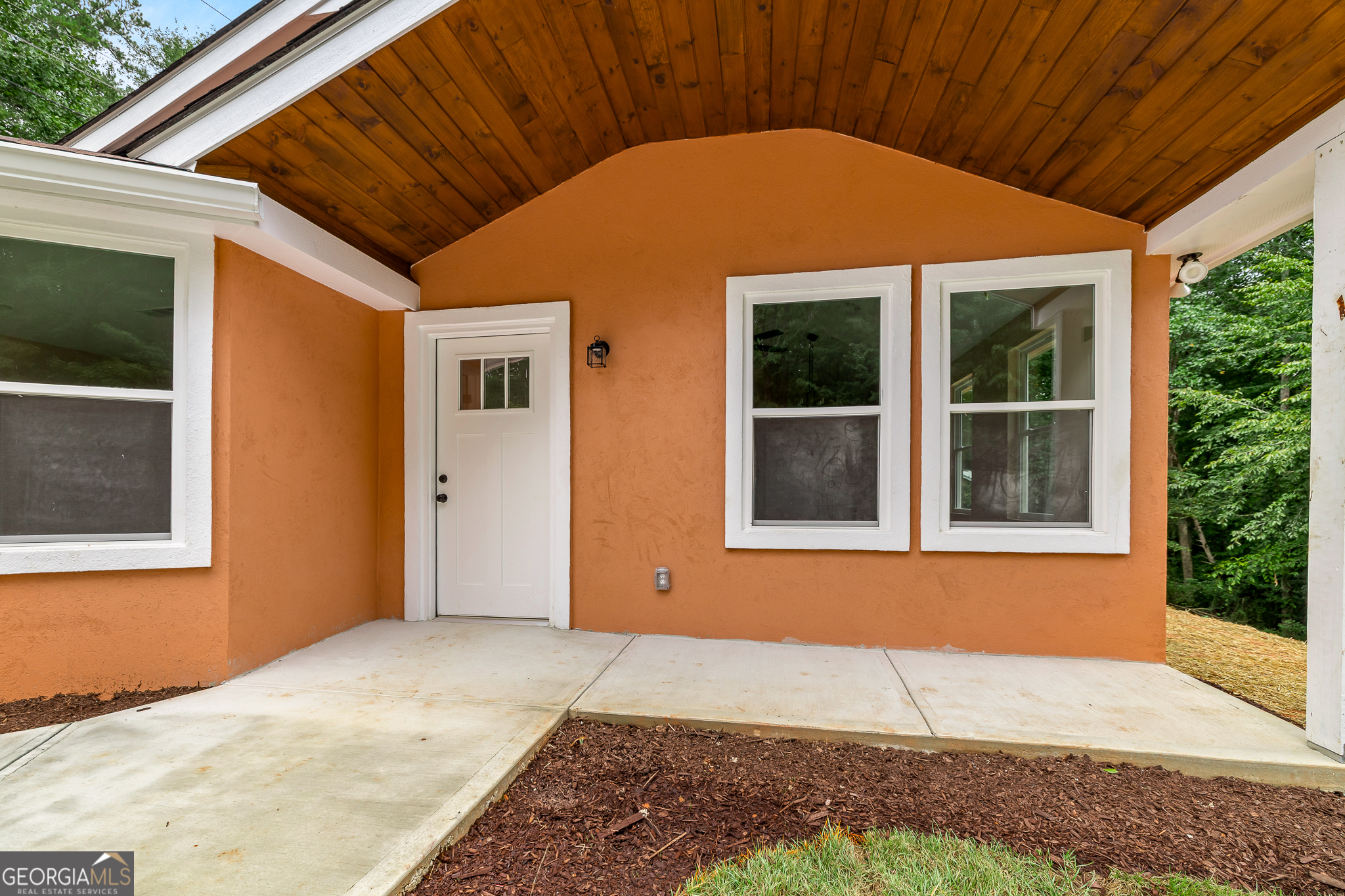 596 Watson Street Toccoa, GA 30577 - Photo 3 of 25 a front view of a house