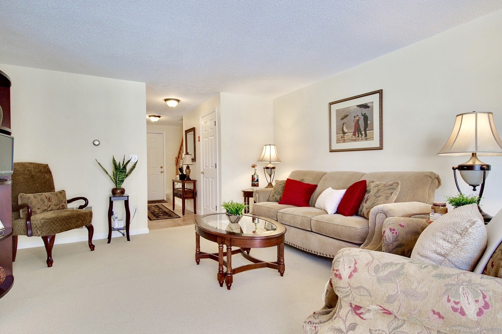 85 Village Post Road, Unit 85 Danvers, MA 01923 - Photo 7 of 25 Gallery Image 7