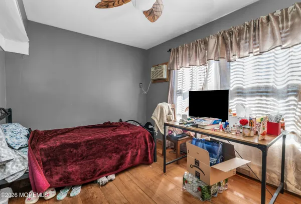 $450,000 | 141 7th Street, Keansburg, NJ 07734