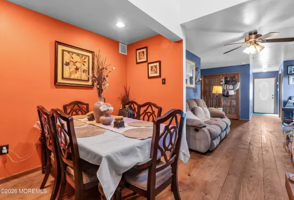 $450,000 | 141 7th Street, Keansburg, NJ 07734