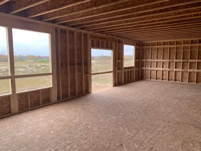 $461,361 | 4869 Bethpage Drive Northwest, Unit 9, Comstock Park, MI 49321