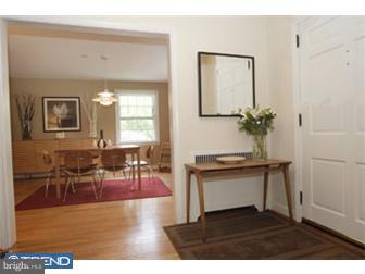 623 Moreno Road Penn Valley, PA 19072 - Photo 3 of 12 Foyer