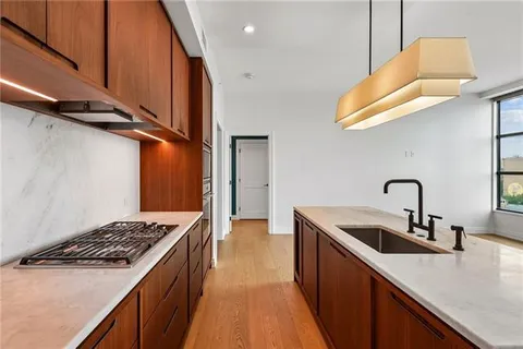 $739,000 | 1001 Julia Street, Unit 5A, New Orleans, LA 70113