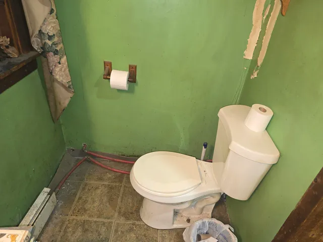 $300,000 | 552-554 Hinesburg Road, Brattleboro, VT 05301