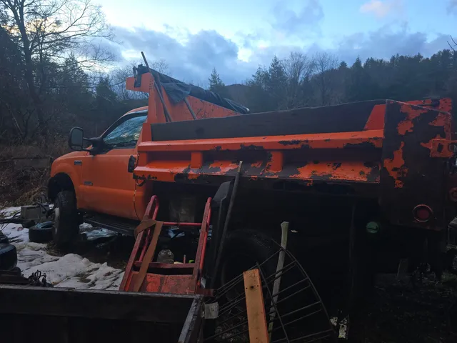 $300,000 | 552-554 Hinesburg Road, Brattleboro, VT 05301