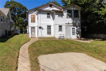 1024 Mound Street Atchison, KS 66002 - Photo 5 of 34