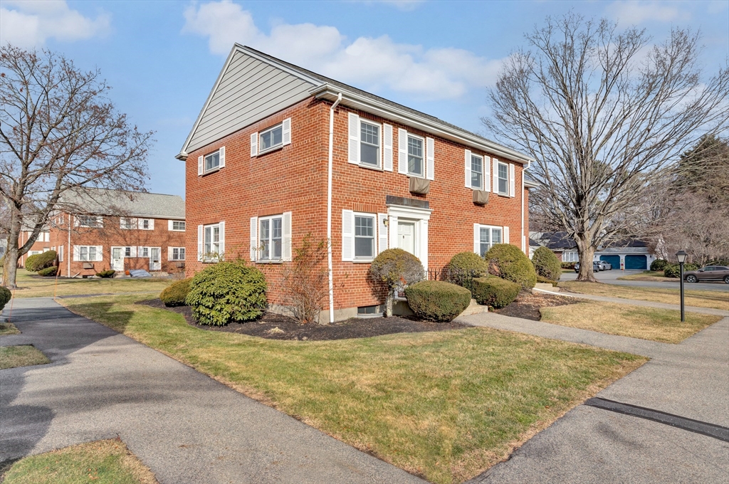 72 Emerson Gardens Road, Unit 72 Lexington, MA 02420 - Photo 1 of 19 Gallery Image 1