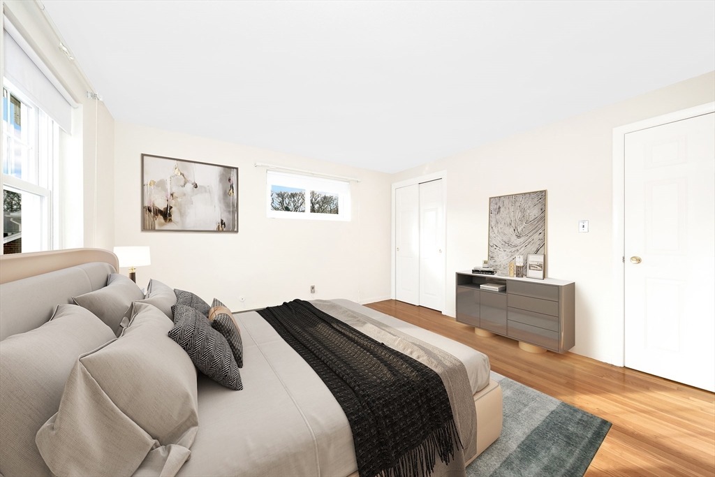 72 Emerson Gardens Road, Unit 72 Lexington, MA 02420 - Photo 5 of 19 Gallery Image 5