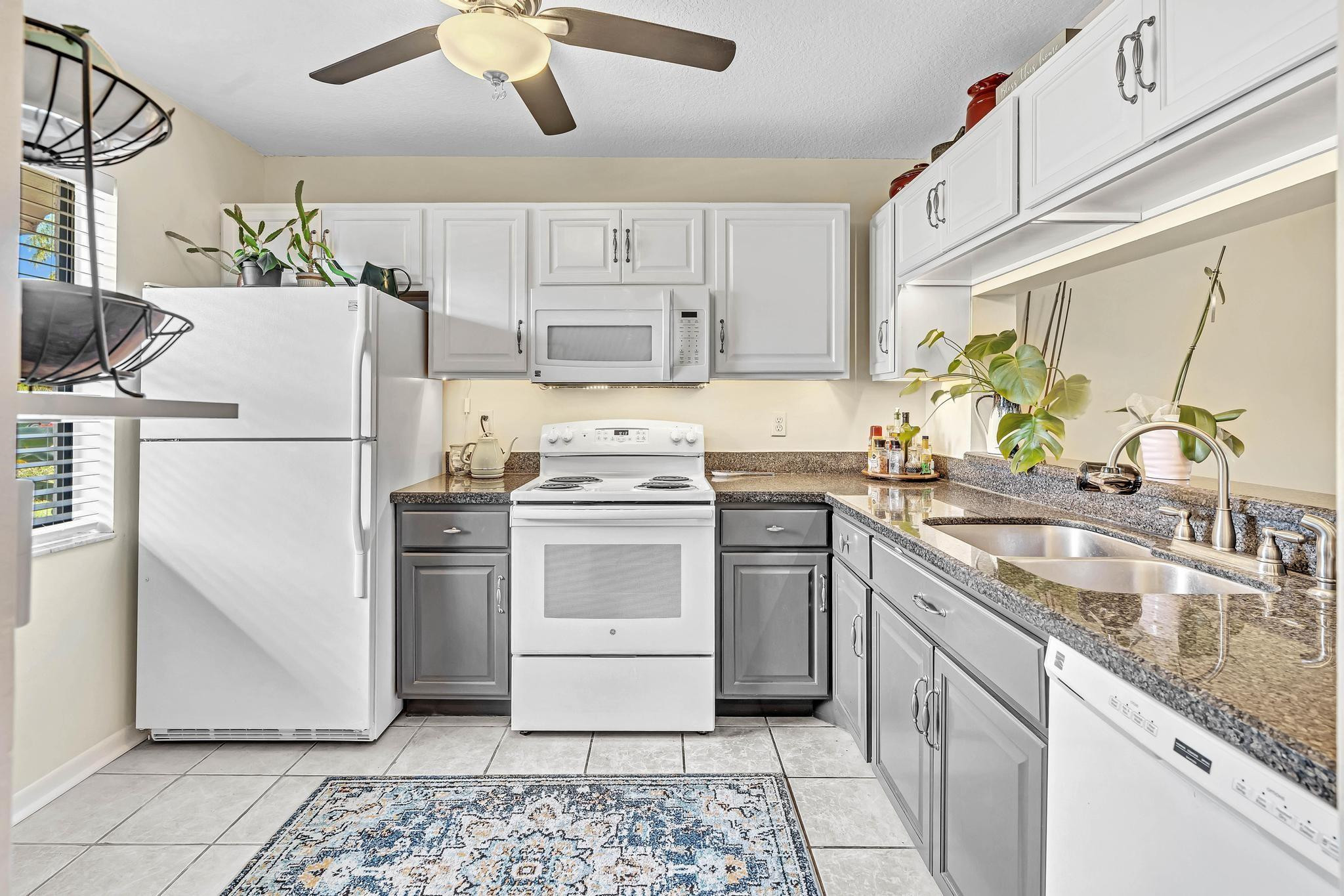 22124 Palms Way, Unit 104 Boca Raton, FL 33433 - Photo 6 of 51 Photo 6