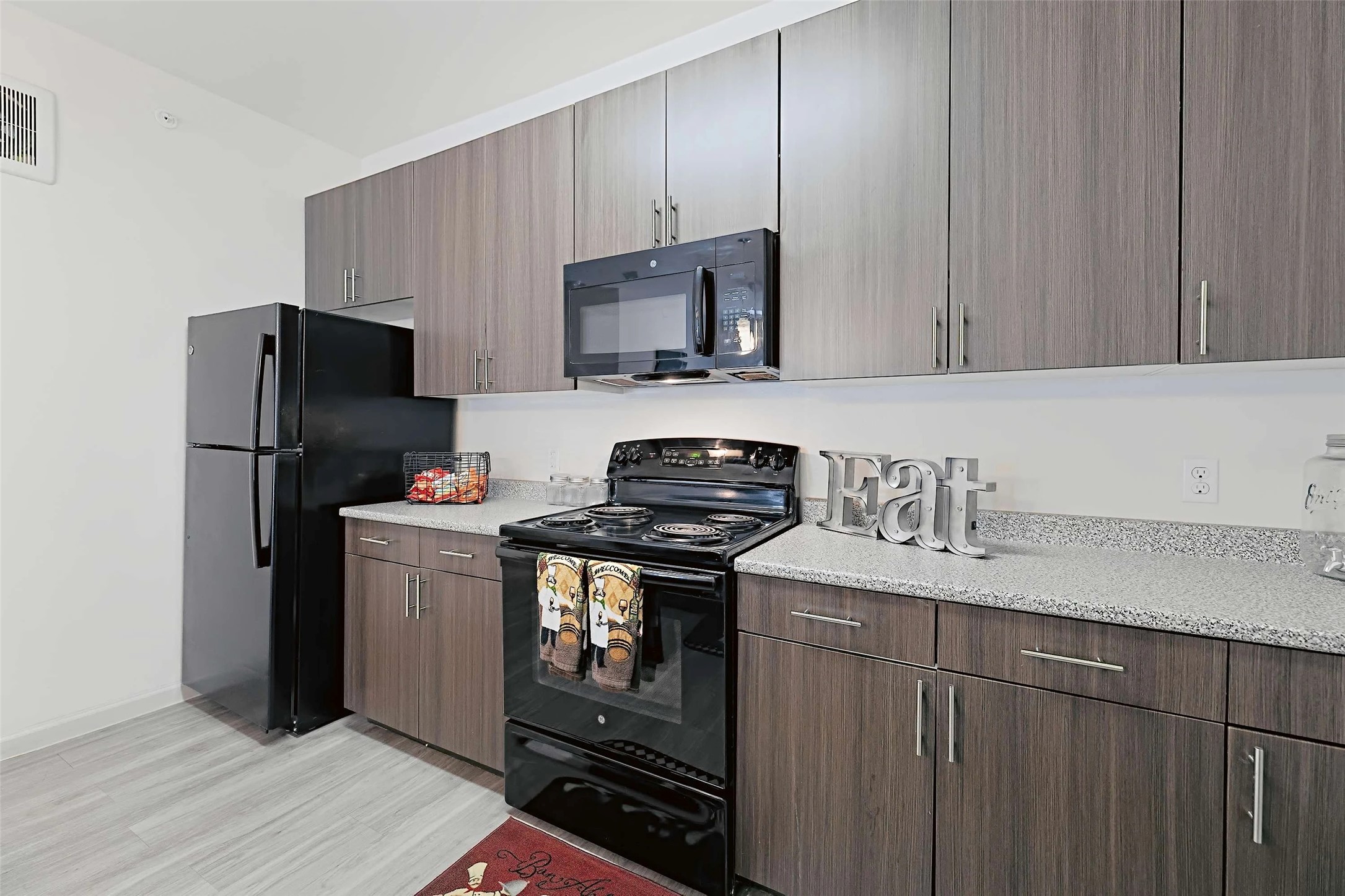 5605 Springdale Road, Unit 222201 Austin, TX 78723 - Photo 19 of 35 Up to 8 weeks free rent and waiving the standard deposit with approved credit and landlord verification.