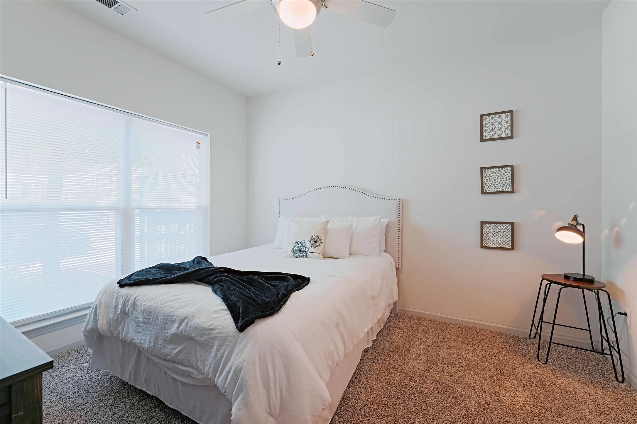 5605 Springdale Road, Unit 222201 Austin, TX 78723 - Photo 9 of 35 Up to 8 weeks free rent and waiving the standard deposit with approved credit and landlord verification.