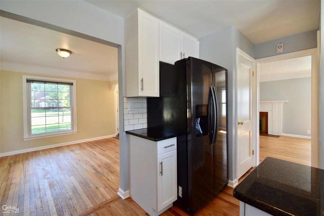 417 Moross Road Grosse Pointe Farms, MI 48236 - Photo 10 of 24