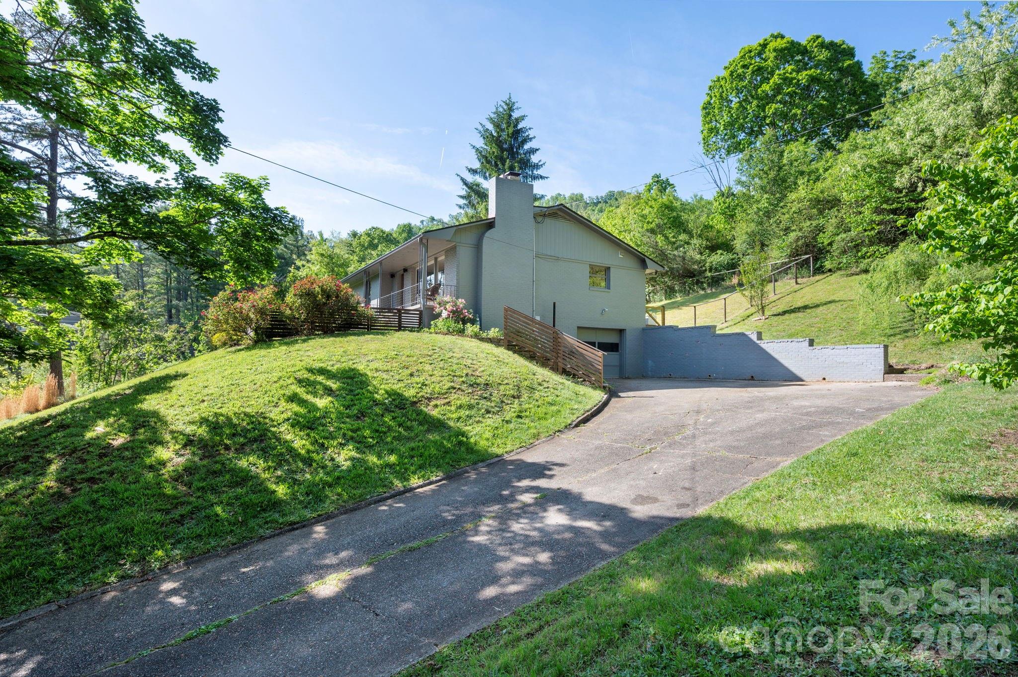301 Stratford Road Asheville, NC 28804 - Photo 35 of 36
