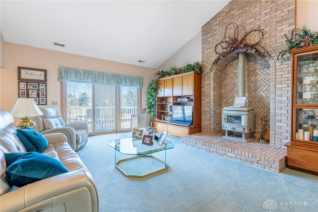 3155 Countryside Lane Springboro, OH 45342 - Photo 10 of 76
