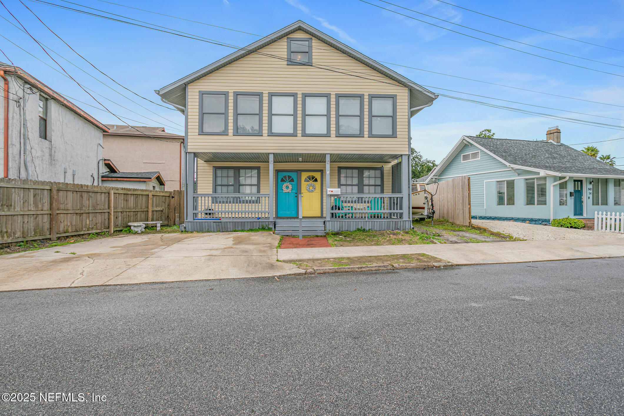 10 Grant Street St. Augustine, FL 32084 - Photo 1 of 66 a front view of a house with a yard