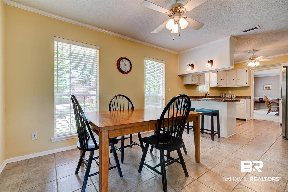 817 Bernard Circle Mobile, AL 36693 - Photo 16 of 38