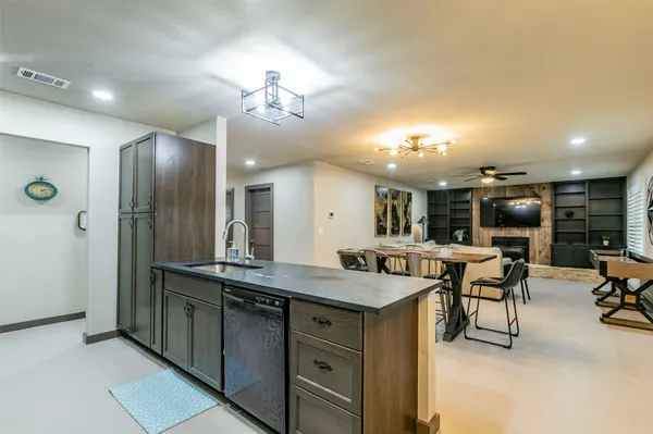$4,100 | 4613 Joseph Street, Round Rock, TX 78665