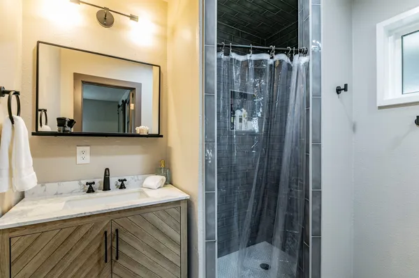 $4,100 | 4613 Joseph Street, Round Rock, TX 78665