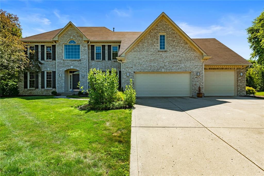 10684 Thorny Ridge Trace Fishers, IN 46037 - Photo 2 of 45 Gallery Image 2