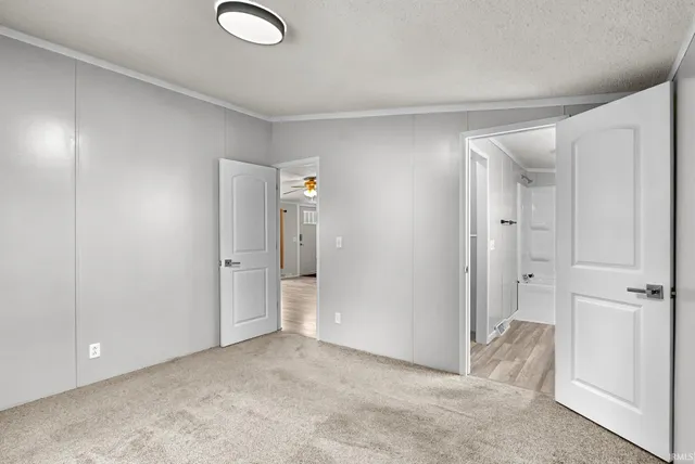 $179,900 | 2263 West 250 South, Warsaw, IN 46580