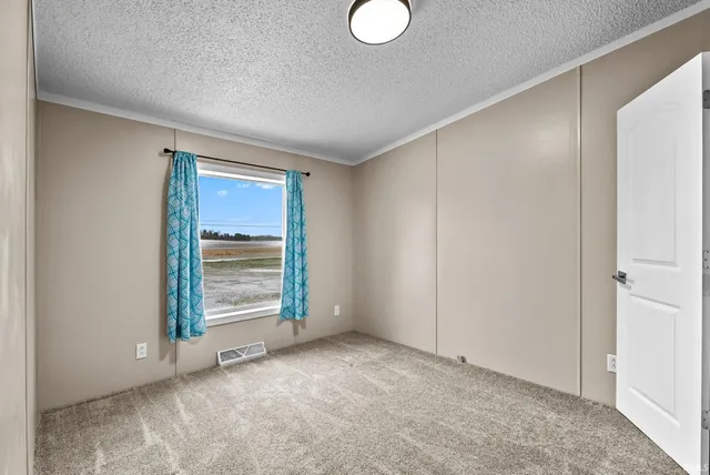 $179,900 | 2263 West 250 South, Warsaw, IN 46580