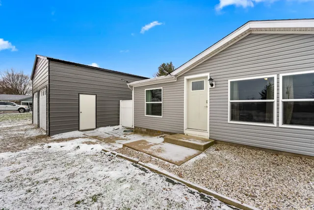 $179,900 | 2263 West 250 South, Warsaw, IN 46580