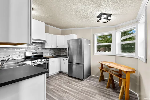 $179,900 | 2263 West 250 South, Warsaw, IN 46580