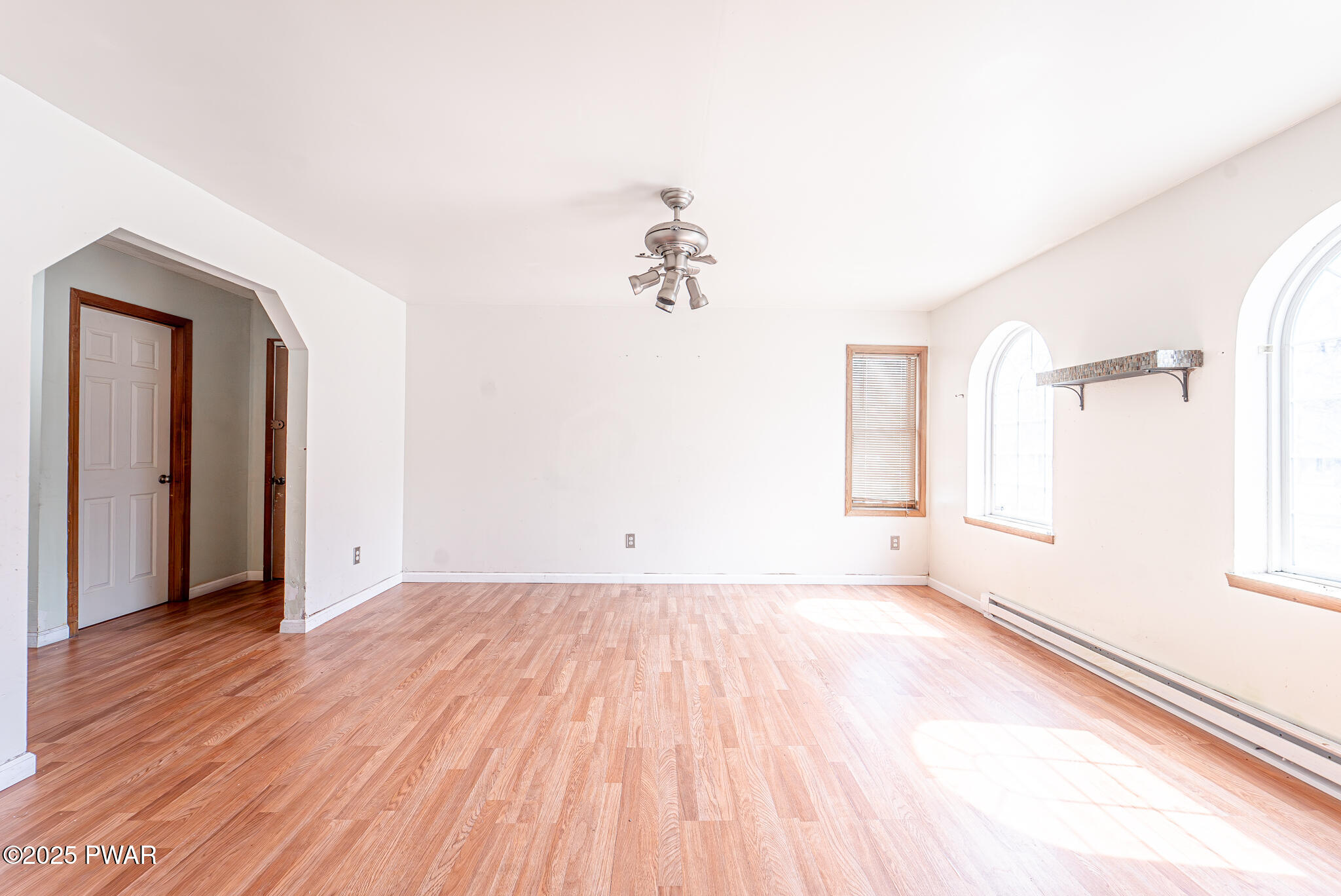 4454 Pine Ridge Drive East Bushkill, PA 18324 - Photo 20 of 33 living room