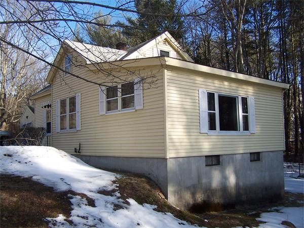 697 Templeton Road Athol, MA 01331 - Photo 3 of 11 Gallery Image 3