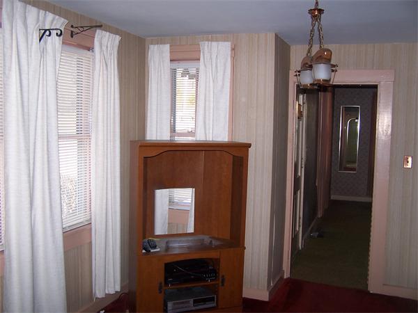 697 Templeton Road Athol, MA 01331 - Photo 8 of 11 Gallery Image 8