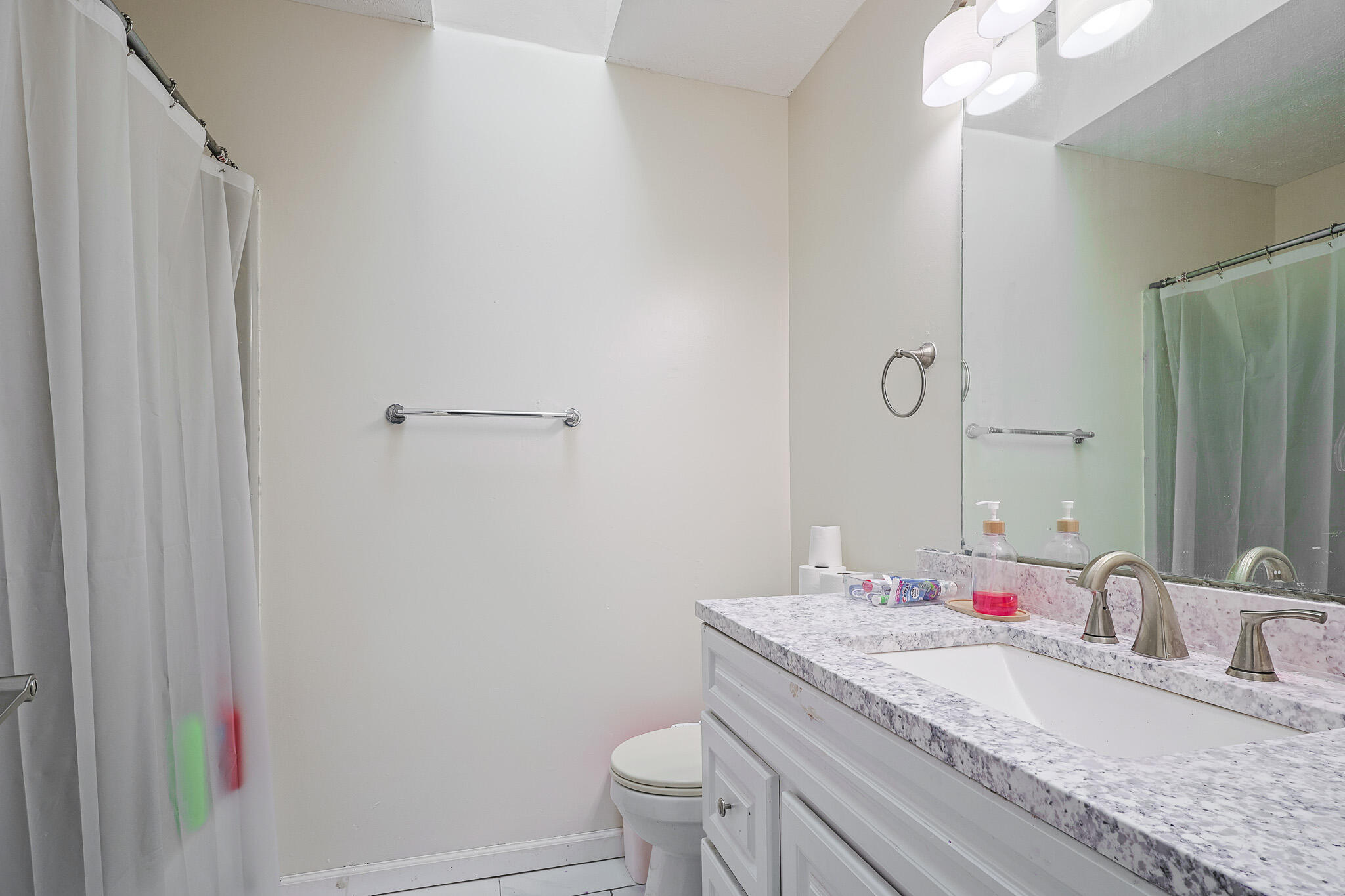 2661 Ridgecrest Lane Covington, KY 41017 - Photo 7 of 27