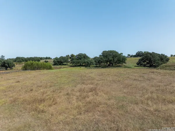 $1,500,000 | 5450 Mazurek Road, Schulenburg, TX 78956