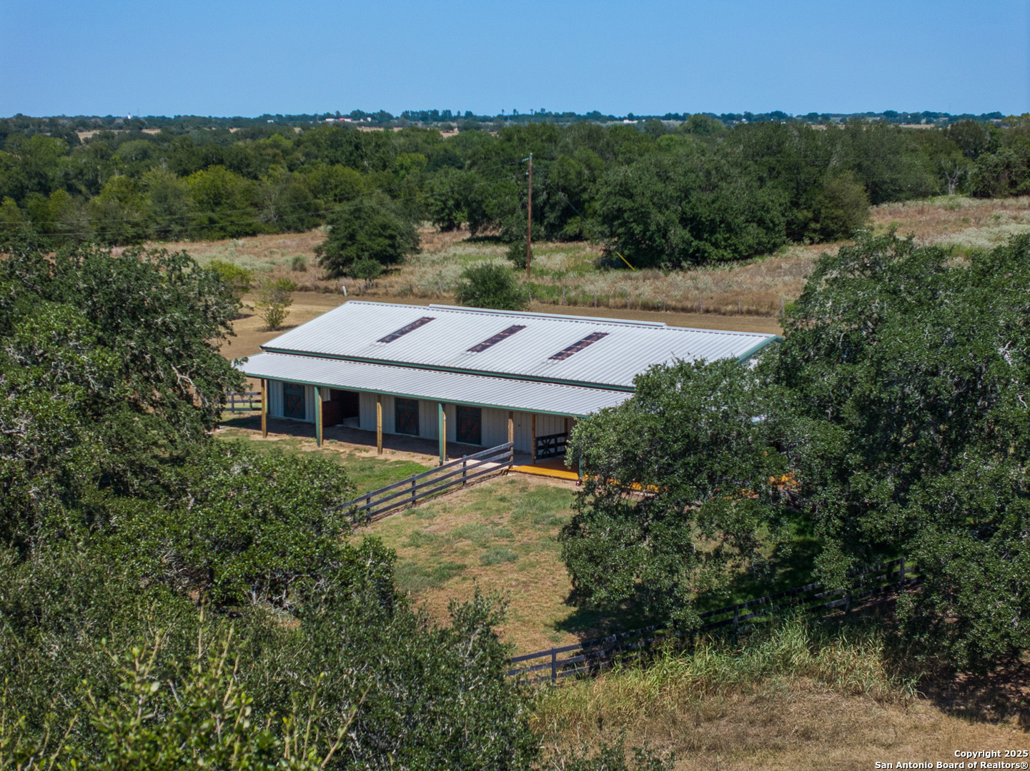 5450 Mazurek Road Schulenburg, TX 78956 - Photo 60 of 68 an aerial view of a house