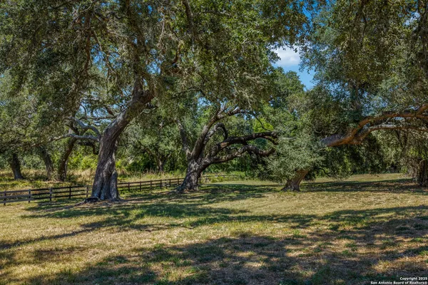 $1,500,000 | 5450 Mazurek Road, Schulenburg, TX 78956