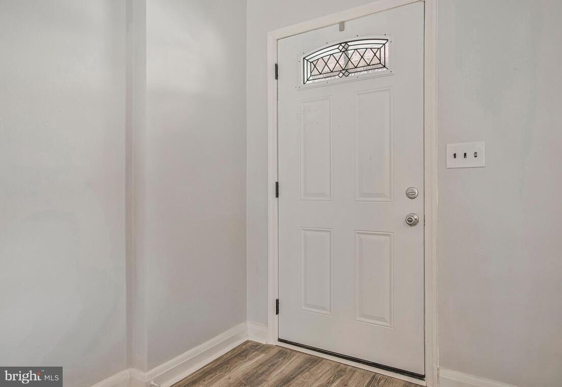 617 Annabel Avenue Baltimore, MD 21225 - Photo 11 of 40 a view of door