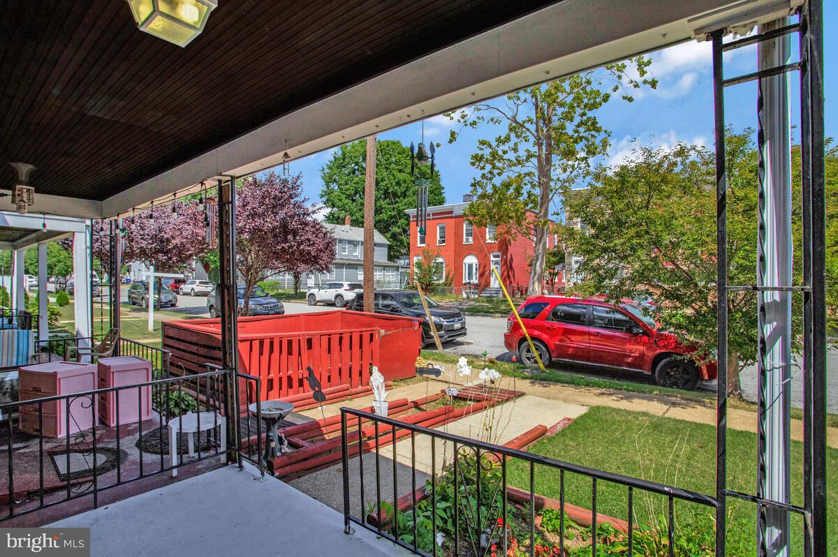 617 Annabel Avenue Baltimore, MD 21225 - Photo 5 of 40 a view of an outdoor sitting area