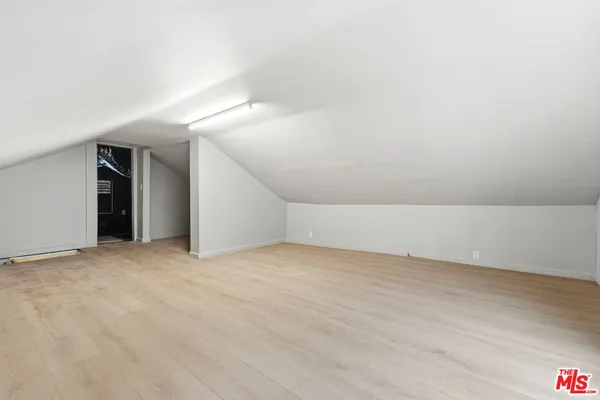 $1,098,000 | 6015 Keniston Avenue, Los Angeles, CA 90043