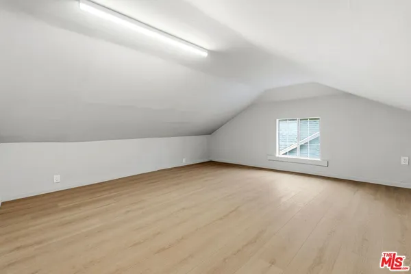 $1,098,000 | 6015 Keniston Avenue, Los Angeles, CA 90043