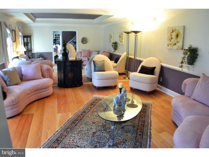 1045 Washington Crossing Road Newtown, PA 18940 - Photo 7 of 25 Living Room