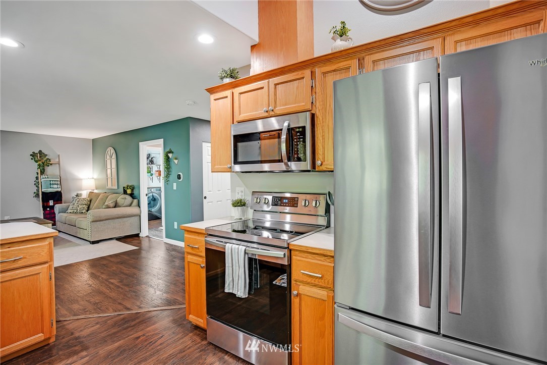 14416 Southeast 188 Way Renton, WA 98058 - Photo 12 of 33 Gallery Image 12