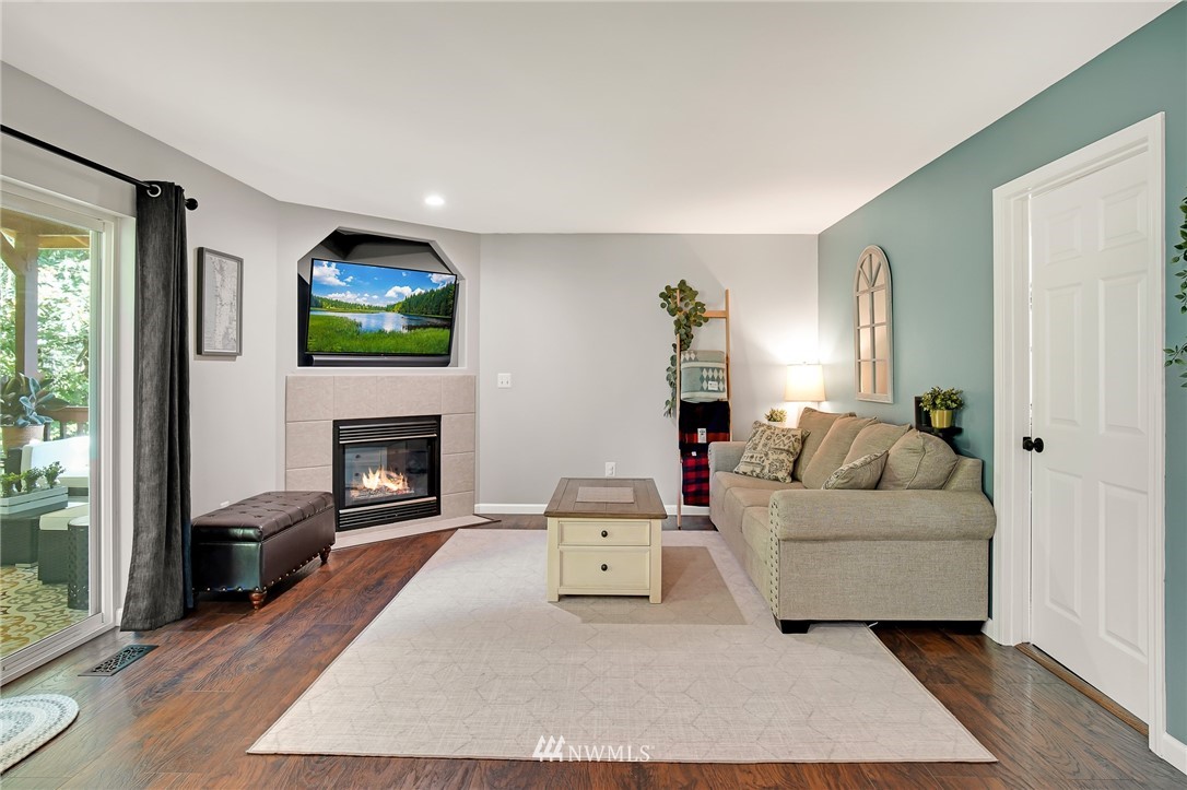 14416 Southeast 188 Way Renton, WA 98058 - Photo 16 of 33 Gallery Image 16
