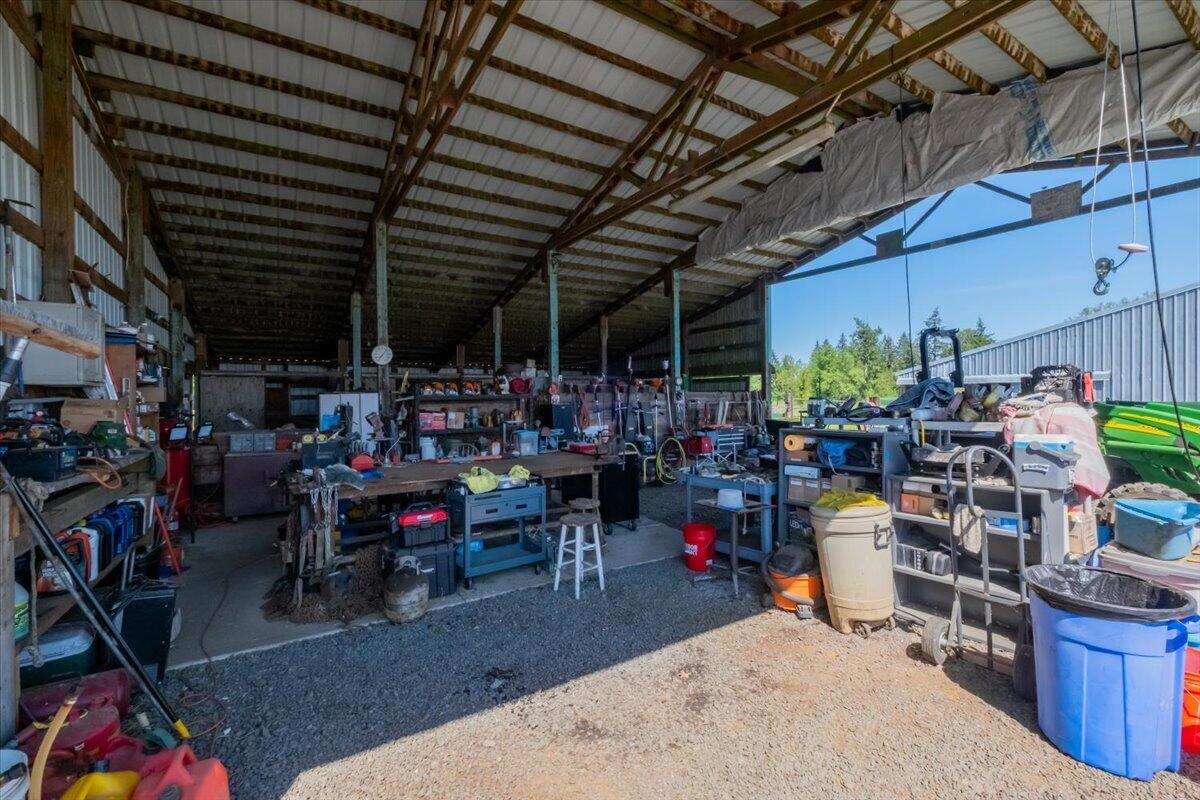 35377 Ede Road Lebanon, OR 97355 - Photo 36 of 50 27