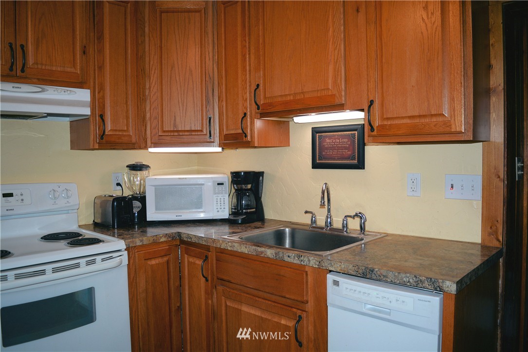 71 Poorman Creek Road Twisp, WA 98856 - Photo 7 of 19 Gallery Image 7
