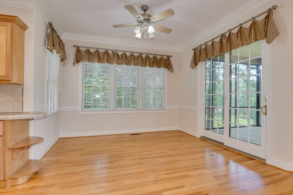 240 Forest Pines Road Aiken, SC 29803 - Photo 11 of 32 Large eat-in kitchen