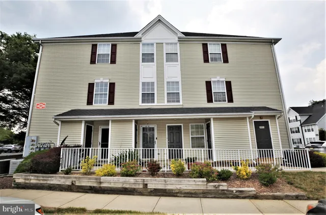 $2,750 | 1303 Blossom Circle, Unit D, Dayton, NJ 08810