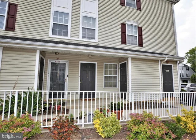 $2,750 | 1303 Blossom Circle, Unit D, Dayton, NJ 08810