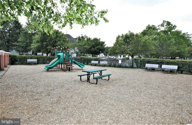 $2,750 | 1303 Blossom Circle, Unit D, Dayton, NJ 08810